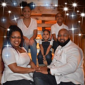 Meet your Posher, Tee lewis